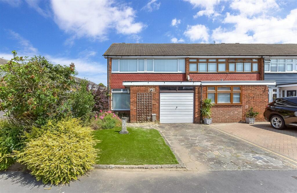 Main image of property: Fairlop Close, Hornchurch, Essex