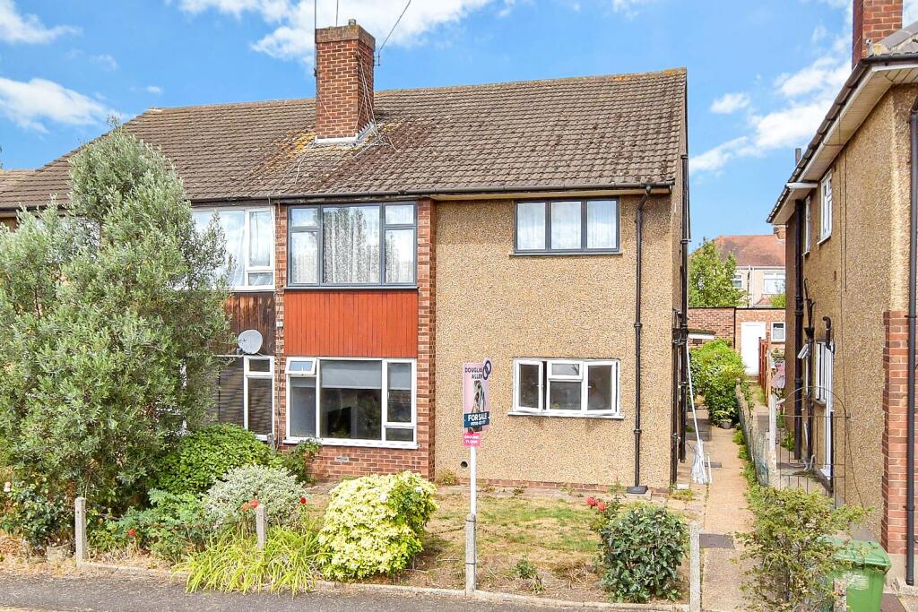 Main image of property: Eastern Avenue East, Romford, Essex