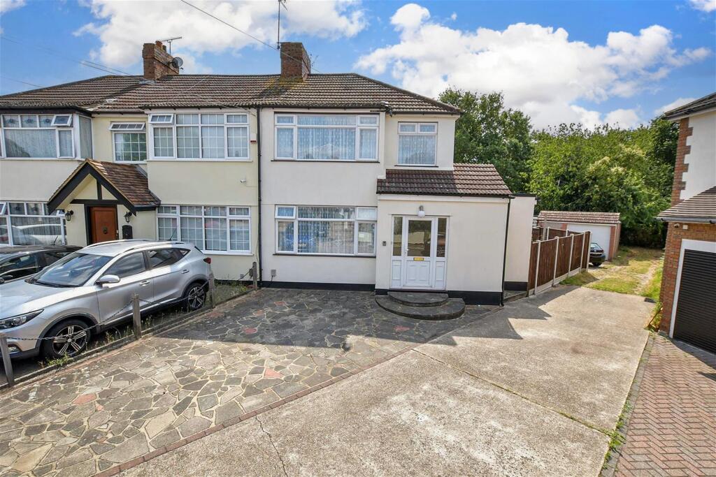 Main image of property: Saunton Road, Hornchurch, Essex