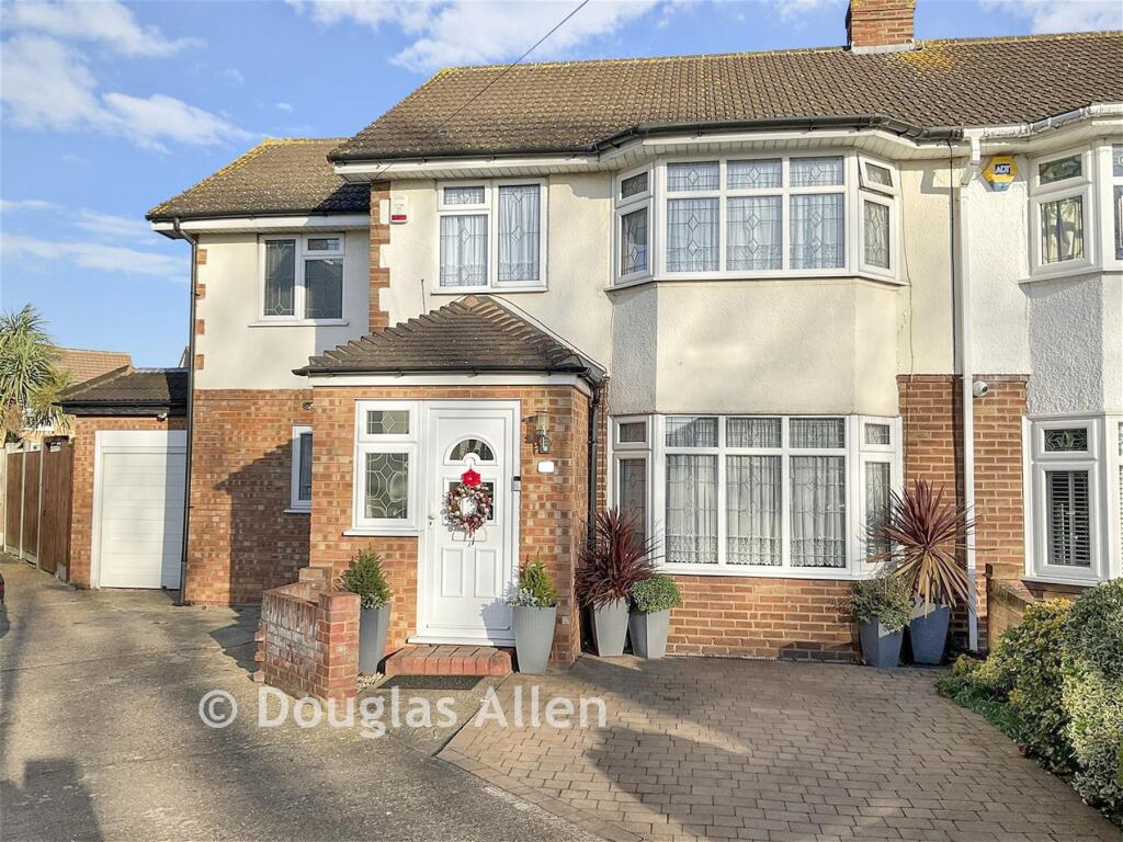 Main image of property: Stephen Avenue, South Hornchurch, Essex