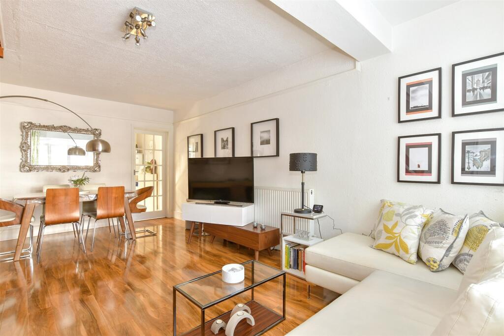 Main image of property: Mansfield Road, Ilford, Essex