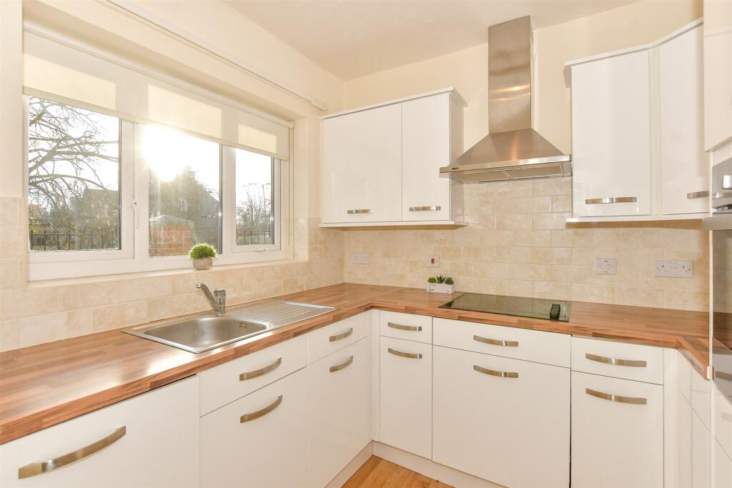 Main image of property: Broomstick Hall Road, Waltham Abbey, Essex