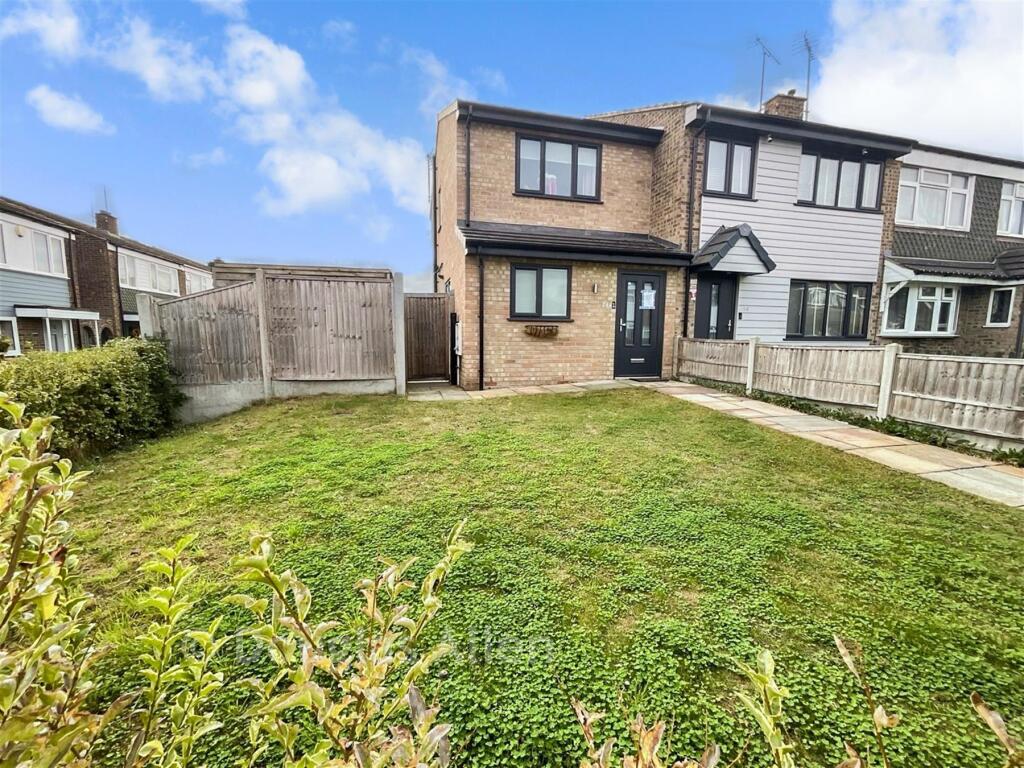 Main image of property: Goodmayes Walk, Wickford, Essex