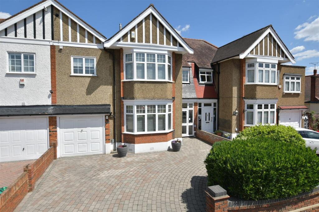 Main image of property: South View Drive, London