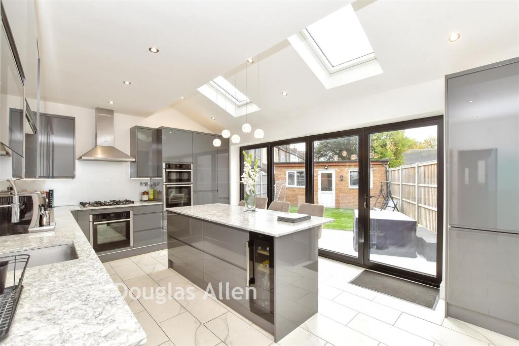 Main image of property: Pulteney Road, London