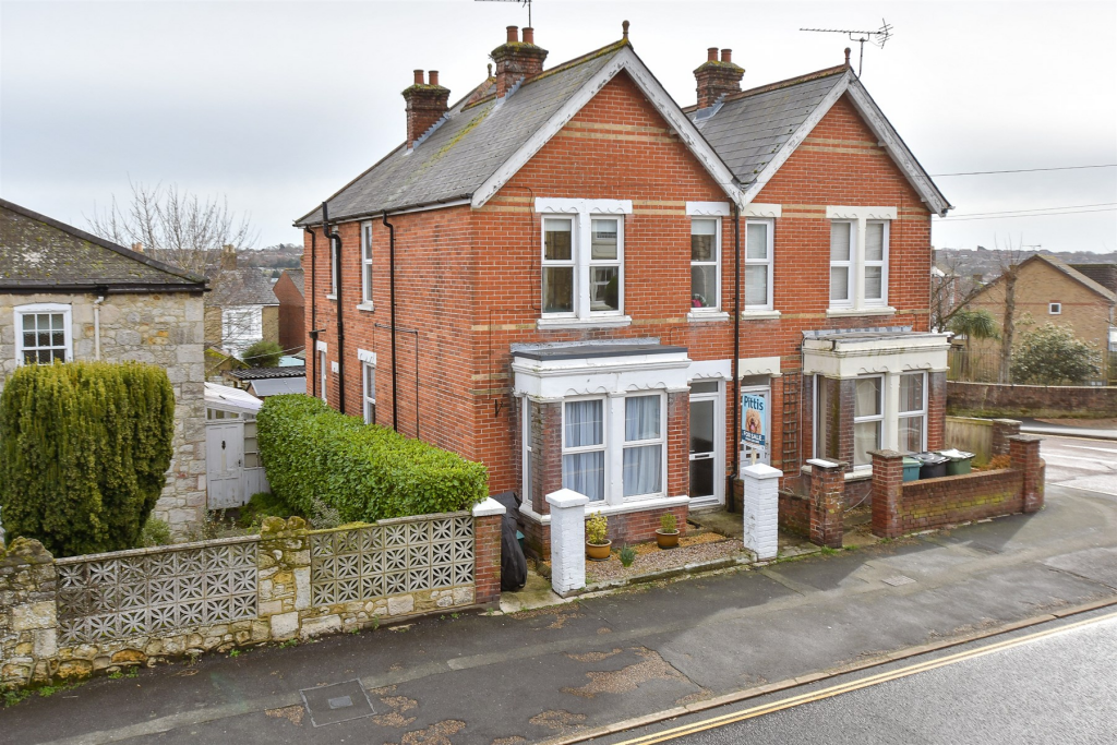 Main image of property: Newport Road, Cowes, Isle of Wight