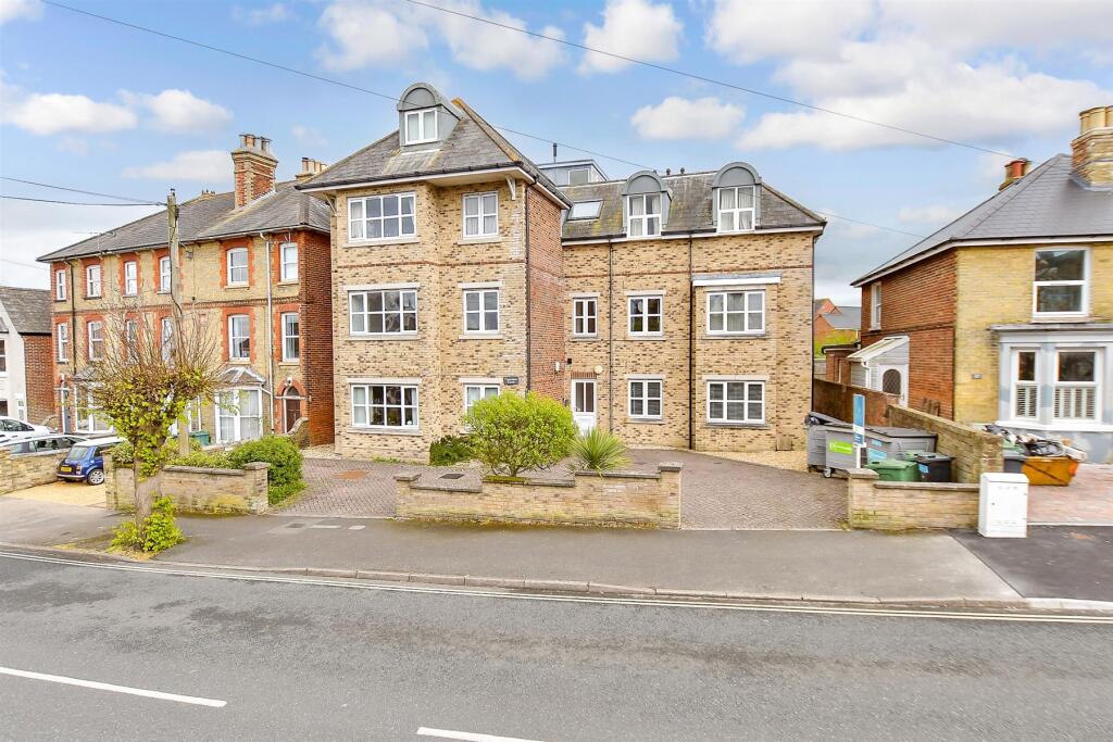 Main image of property: Mill Hill Road, Cowes, Isle of Wight