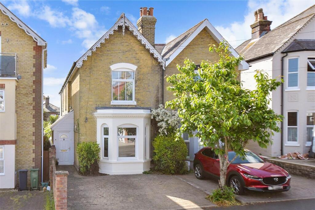 Main image of property: Mill Hill Road, Cowes, Isle of Wight