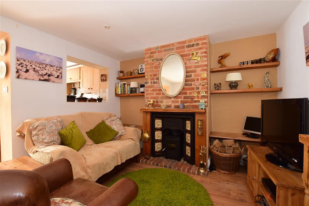 3 bedroom terraced house for sale in Trafalgar Road, Newport, Isle of