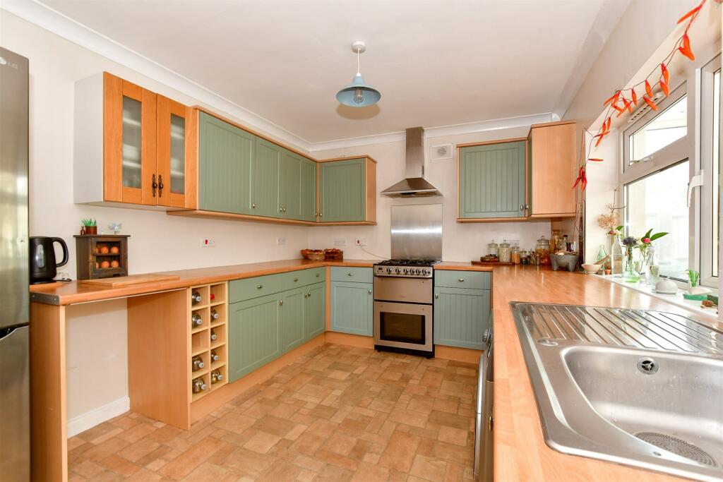 4 bedroom detached house for sale in Marlborough Road, Elmfield, Ryde, Isle of Wight, PO33