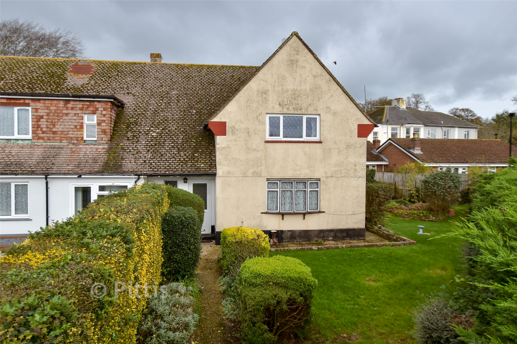 Main image of property: South Bank Road, East Cowes, Isle of Wight