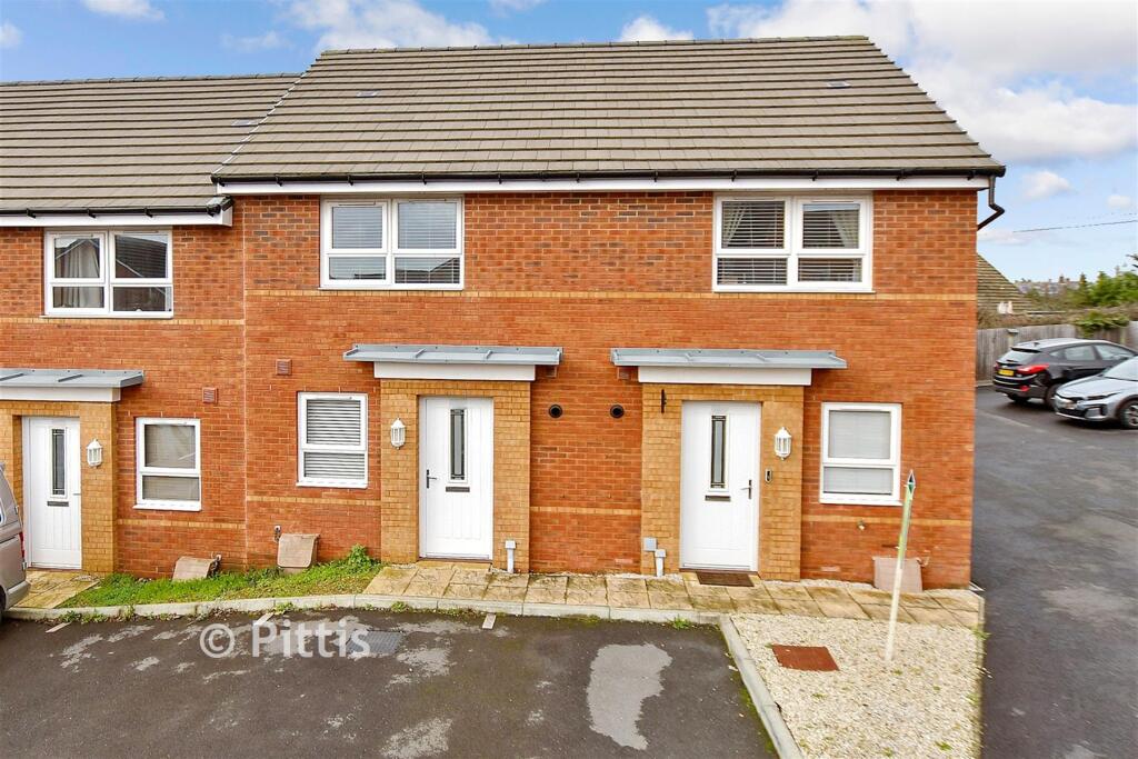 Main image of property: Cromwell Avenue, East Cowes, Isle of Wight