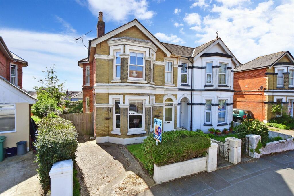 4 bedroom semidetached house for sale in St. Paul's Crescent, Shanklin