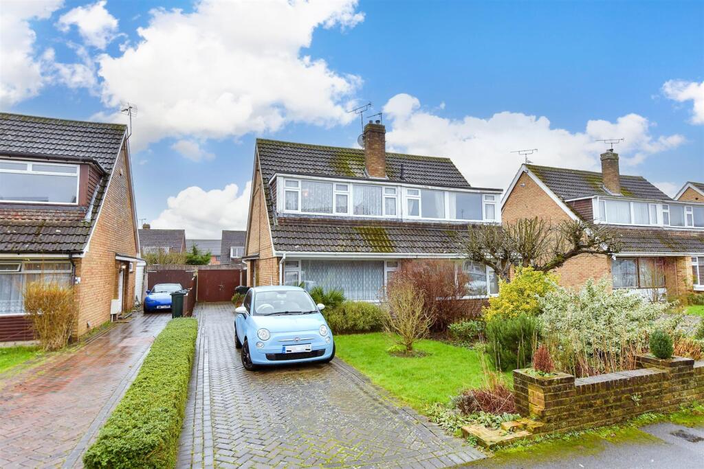Main image of property: Weavers Way, Ashford, Kent