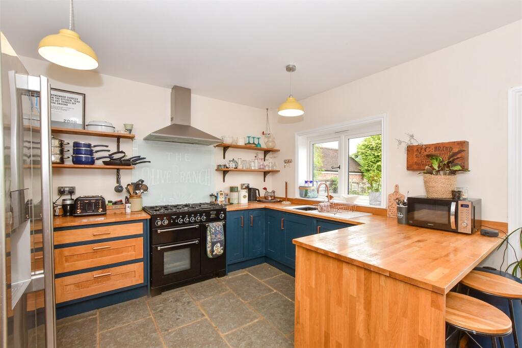 Main image of property: Canterbury Road, Ashford, Kent