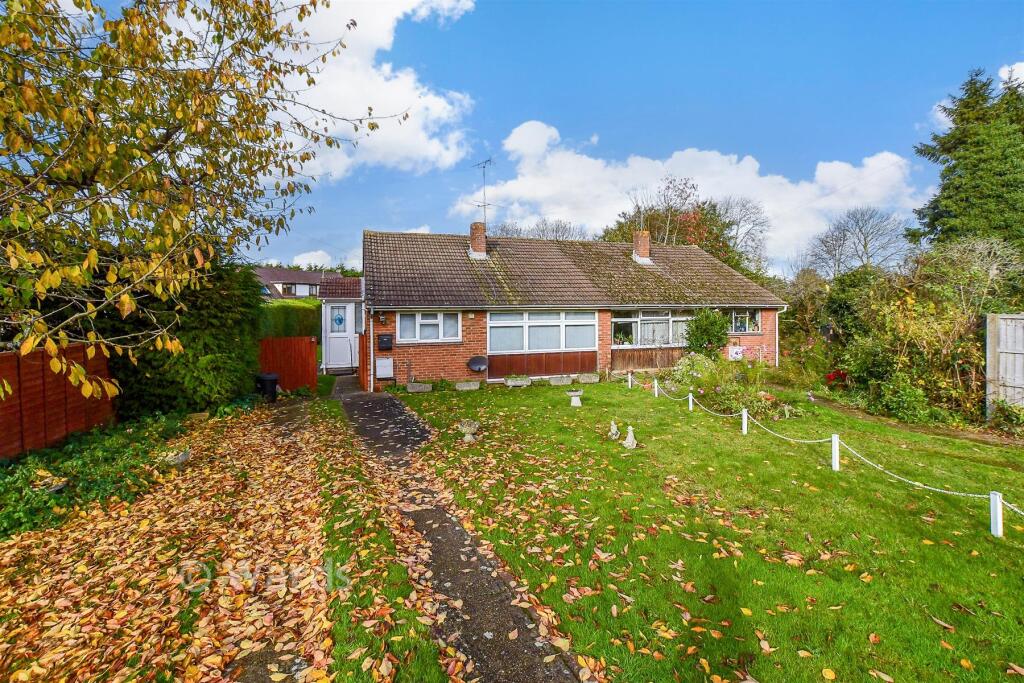 Main image of property: Queens Road, Willesborough, Ashford, Kent