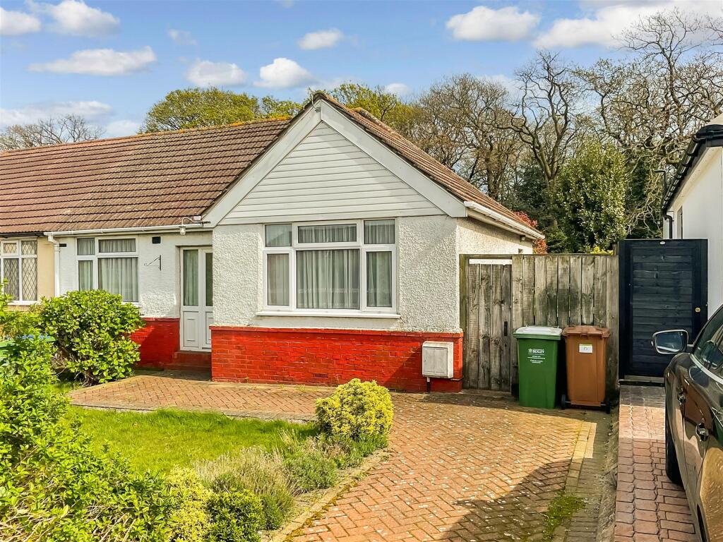 Main image of property: Oakdene Avenue, Erith, Kent