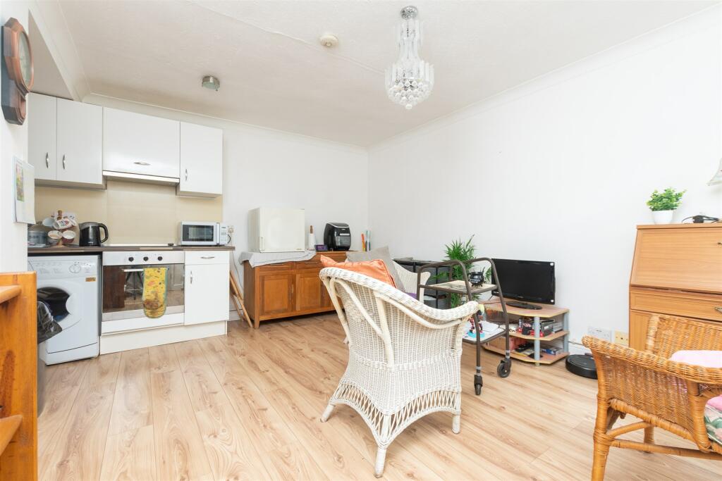 Additional image 4 of Regency Way, Bexleyheath, Kent