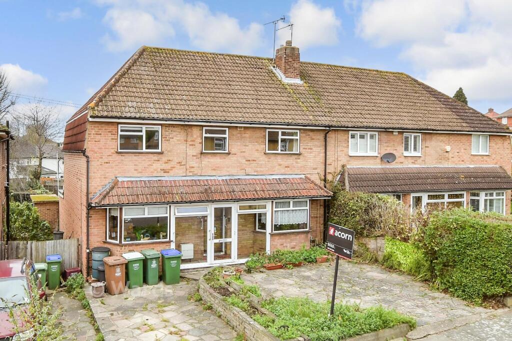 Main image of property: Faygate Crescent, Bexleyheath, Kent