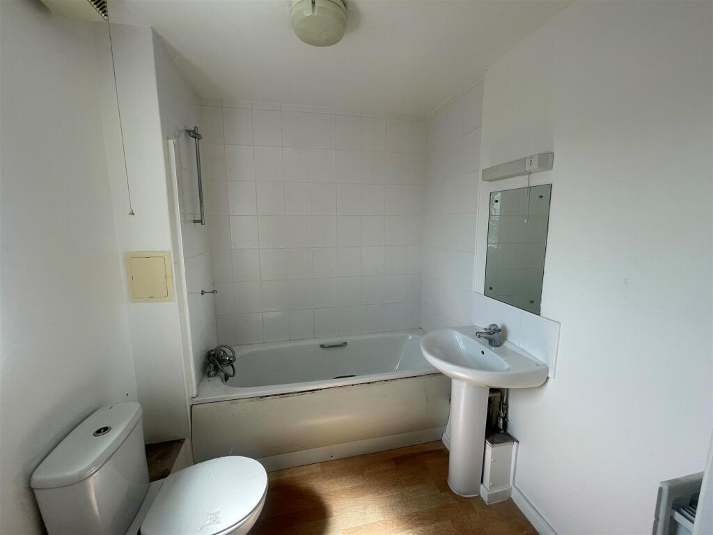 Additional property image - James Watt Way, Erith, Kent