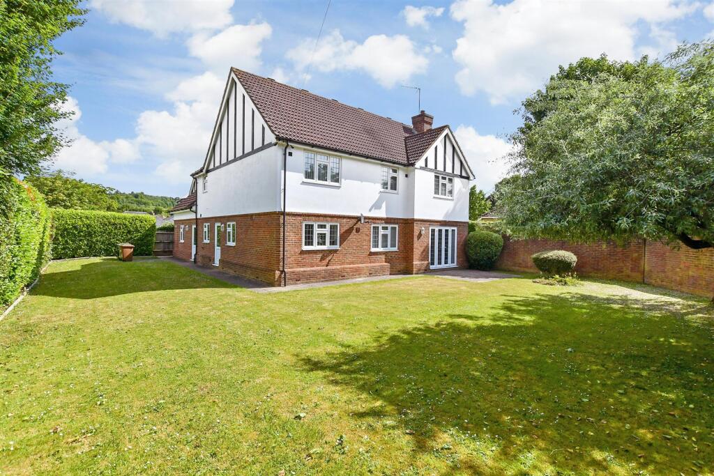 Main image of property: Ashford Road, Harrietsham, Maidstone, Kent