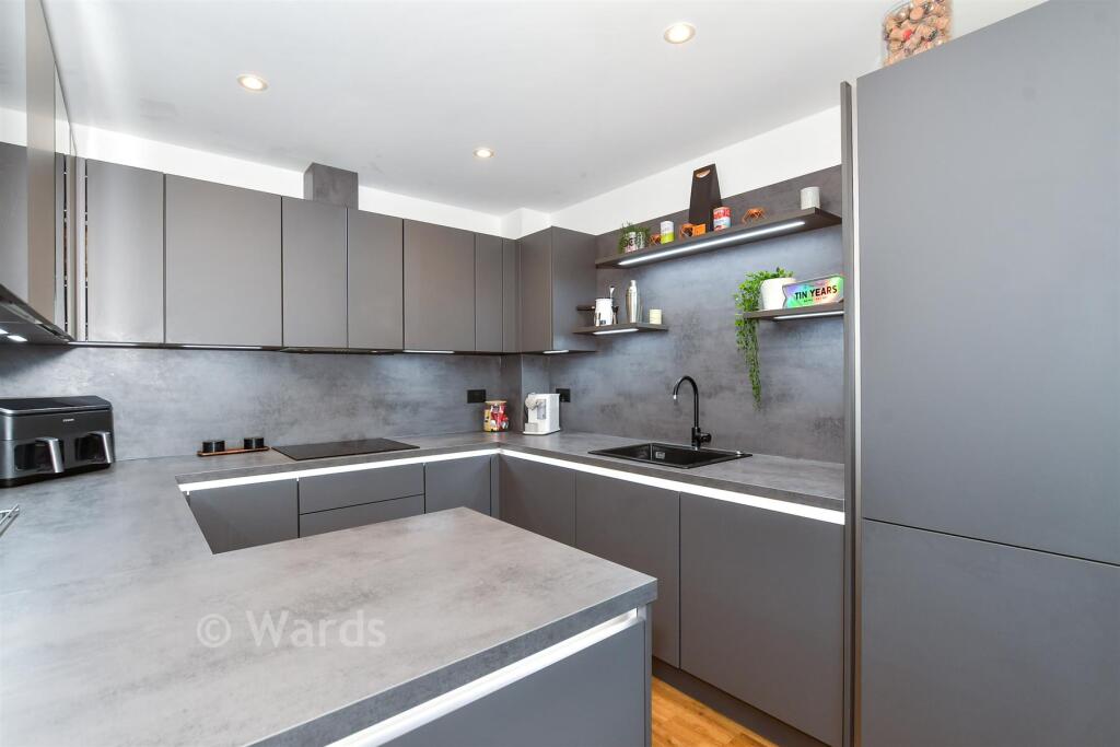 Main image of property: Shrubwood Close, Harrietsham, Maidstone, Kent