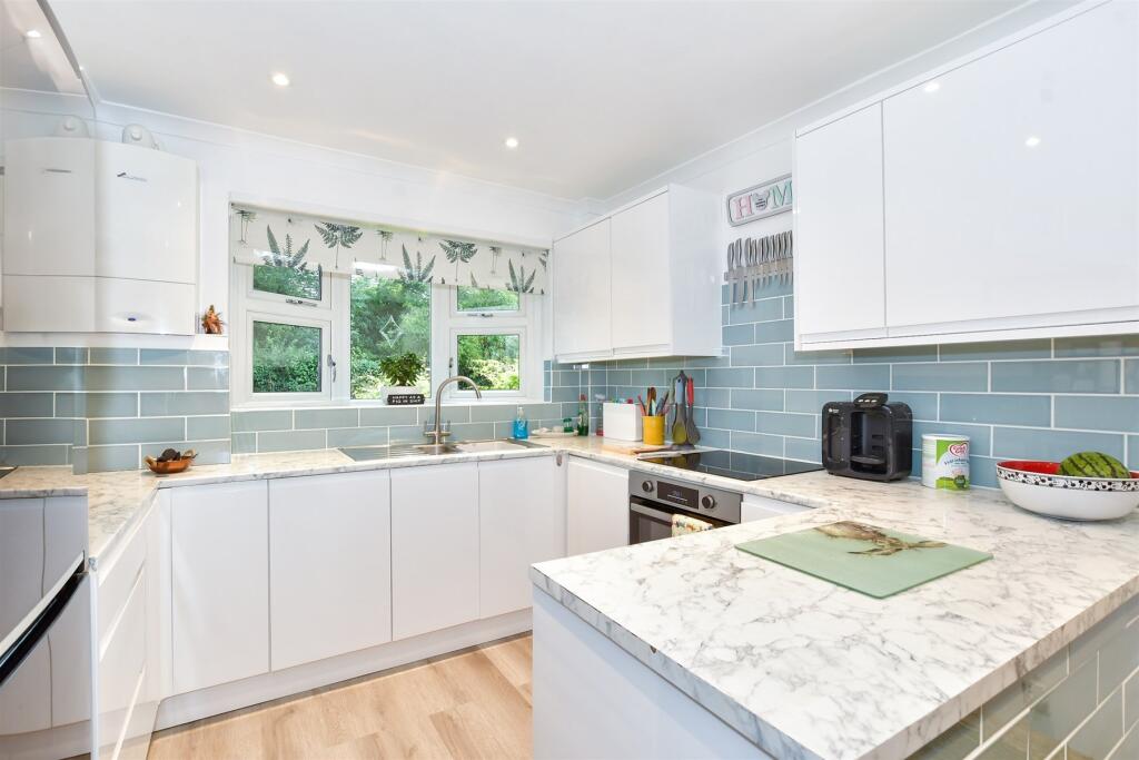 Main image of property: Plumpton Walk, Maidstone, Kent