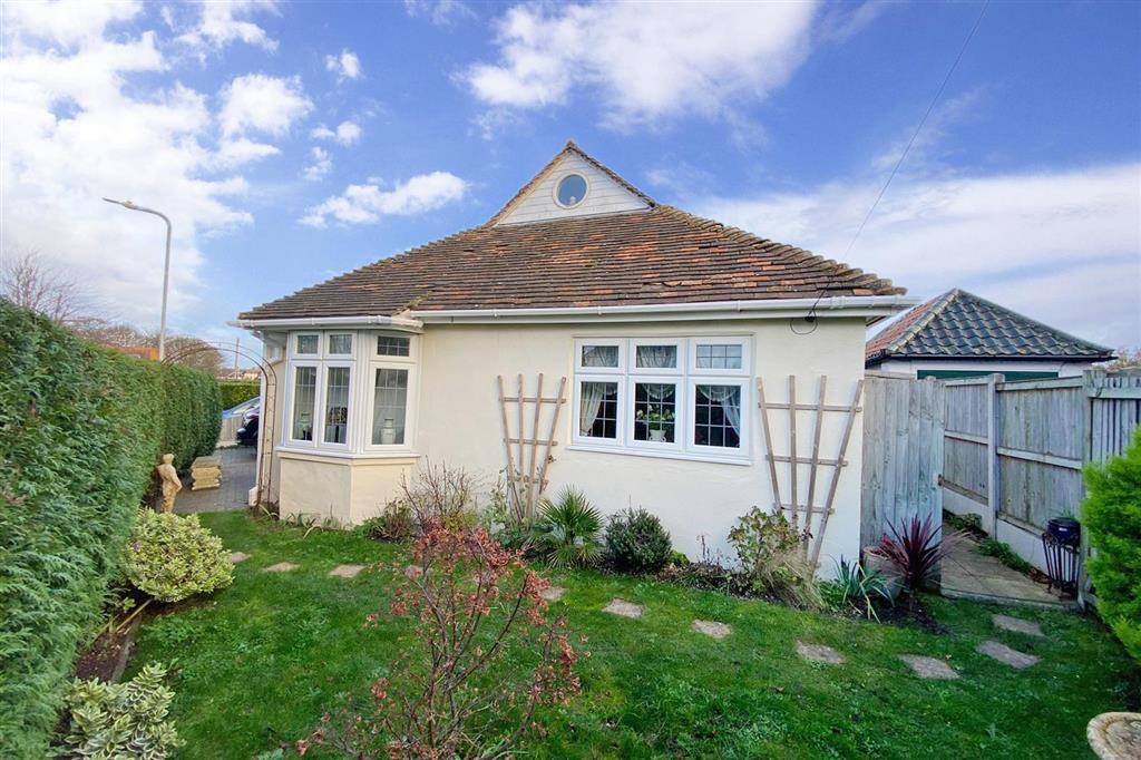 2 bedroom bungalow for sale in Dane Road, Minnis Bay, Birchington, Kent, CT7