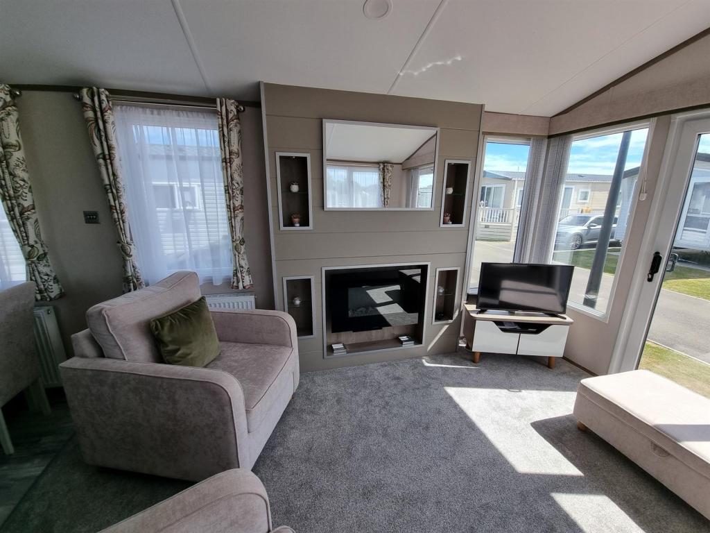 2 bedroom park home for sale in Shottendane Road, Birchington, Kent, CT7