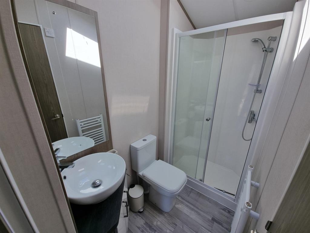 2 bedroom park home for sale in Shottendane Road, Birchington, Kent, CT7