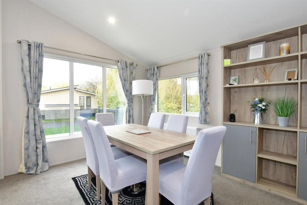 3 bedroom park home for sale in Monkton Street, Monkton, Ramsgate, Kent