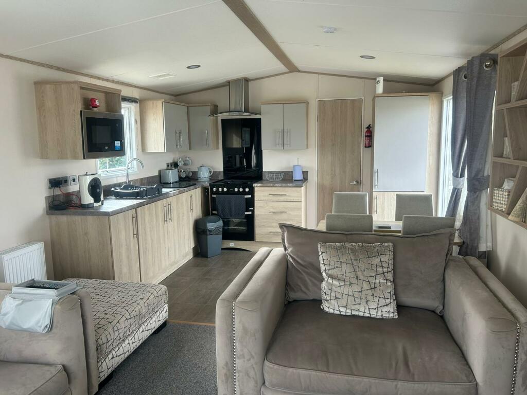 2 bedroom park home for sale in Shottendane Road, Birchington, Kent, CT7