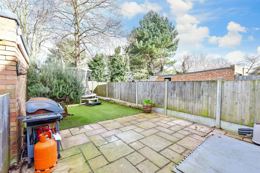 3 bedroom semidetached house for sale in Kings Road, Birchington, Kent