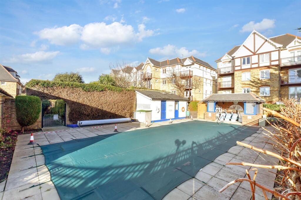 Additional property image - Sea Road, Westgate-On-Sea, Kent
