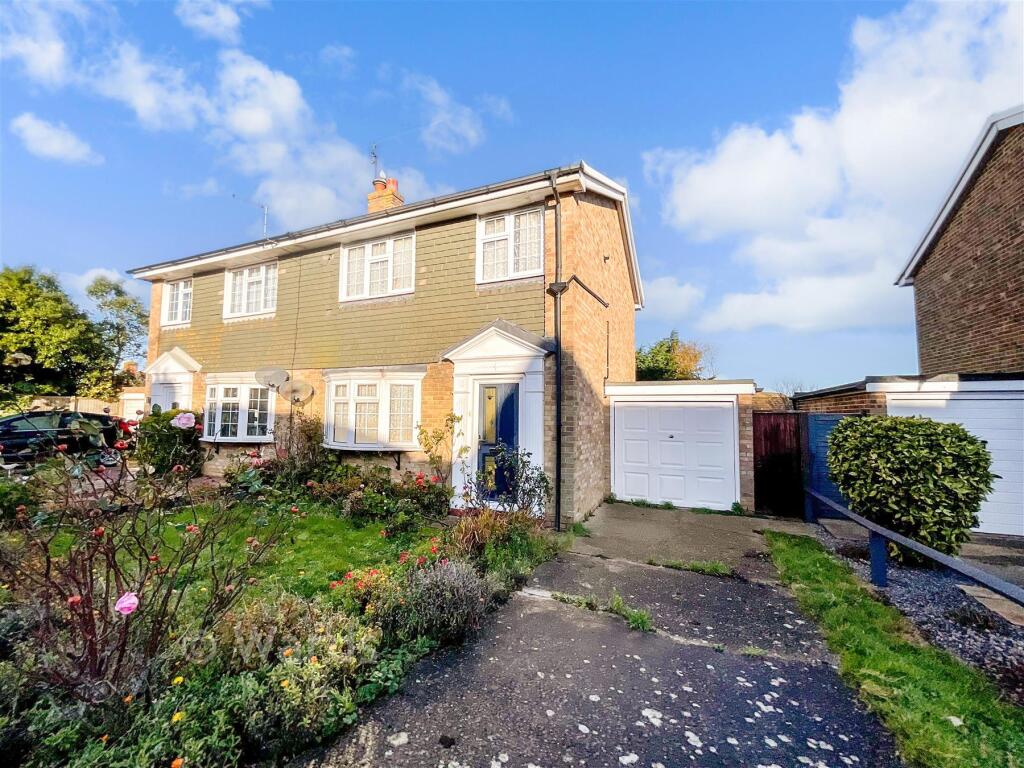 Main image of property: Hawkhurst Close, Birchington, Kent