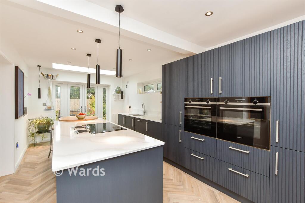 Main image of property: Cornwallis Gardens, Broadstairs, Kent