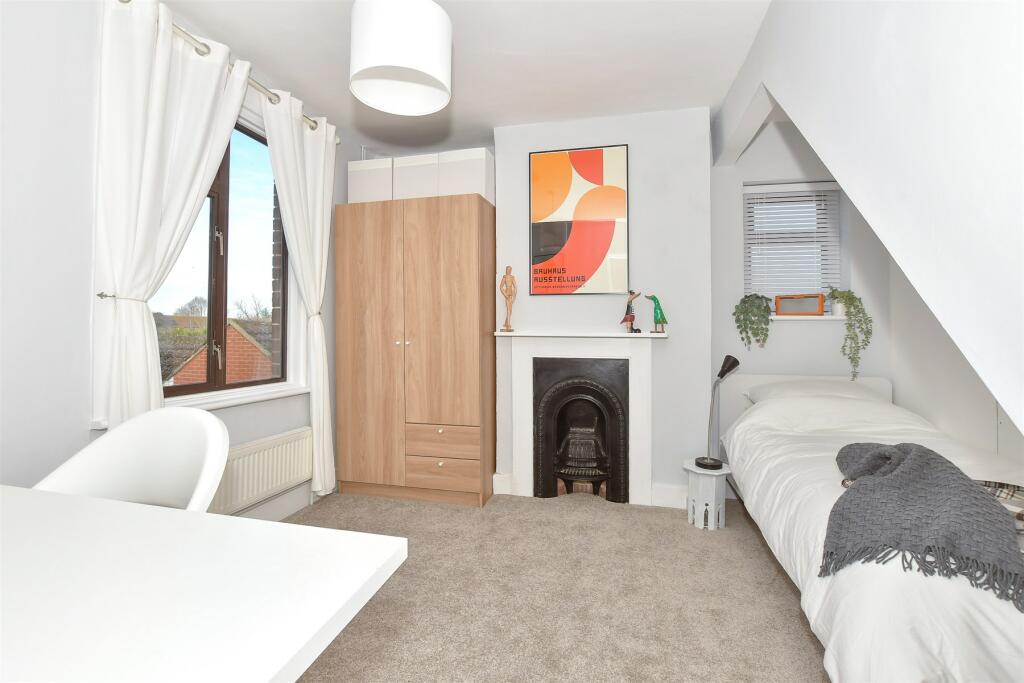 Additional property image - Jubilee Road, Littlebourne, Canterbury, Kent