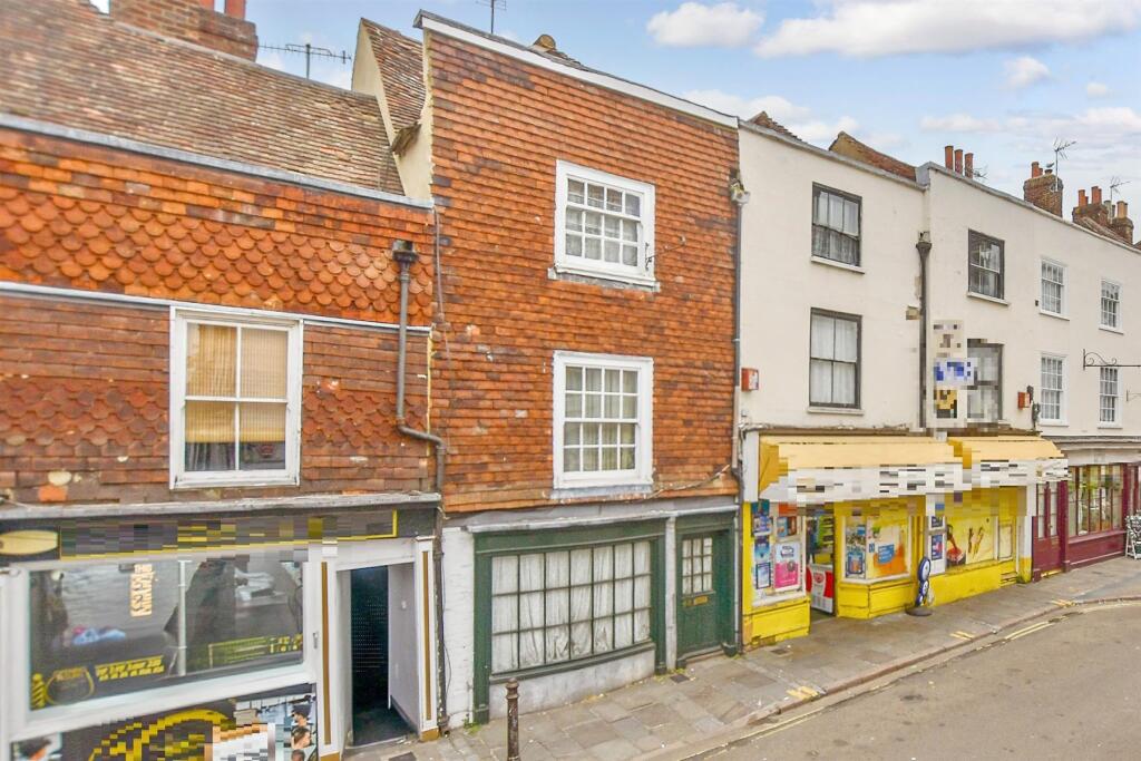 4 bedroom town house