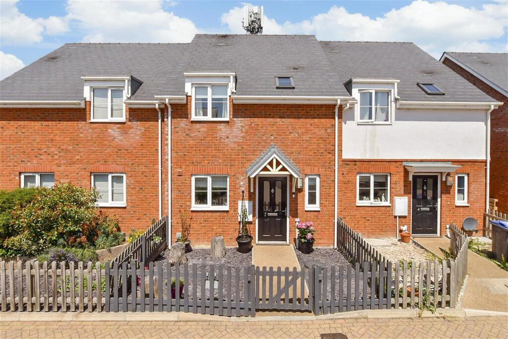 Main image of property: Kingfisher Close, Upstreet, Canterbury, Kent