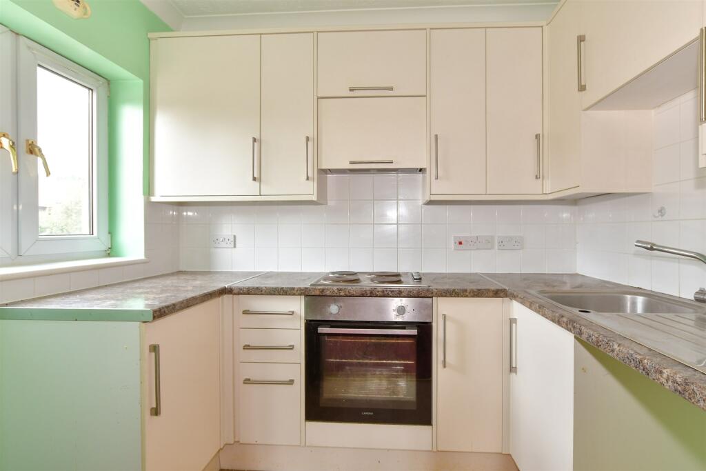Main image of property: High Street, Chatham, Kent