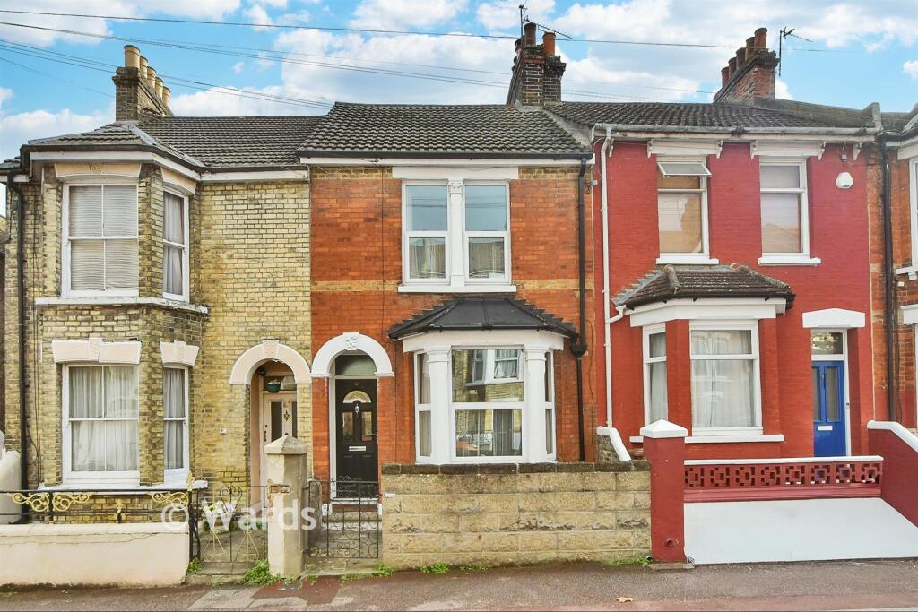 3 bedroom terraced house