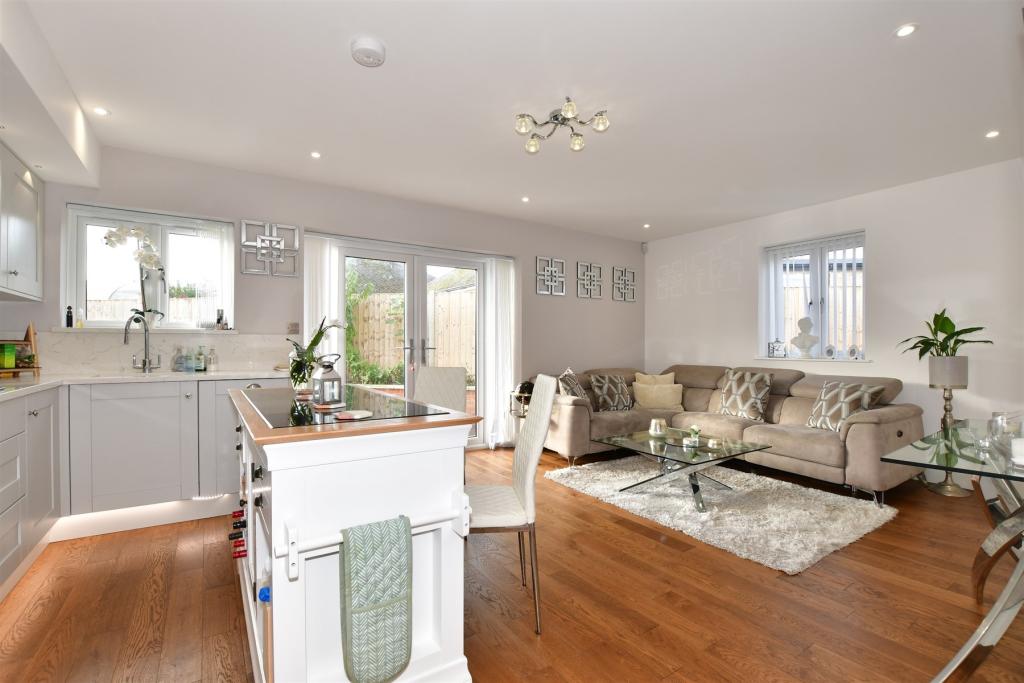 4 bedroom detached bungalow for sale in Northdown Road, Cliftonville ...