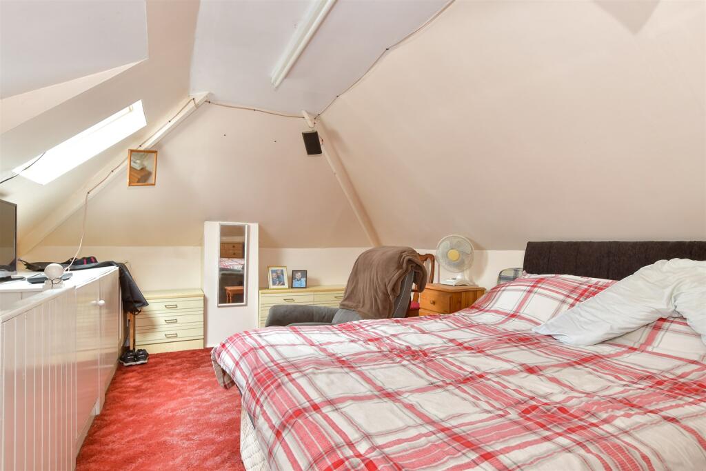 Additional property image - Argyle Gardens, Margate, Kent