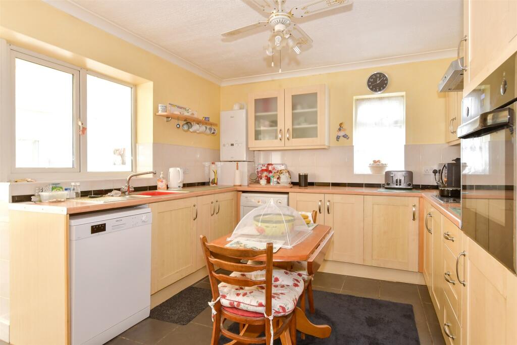 Additional property image - Argyle Gardens, Margate, Kent