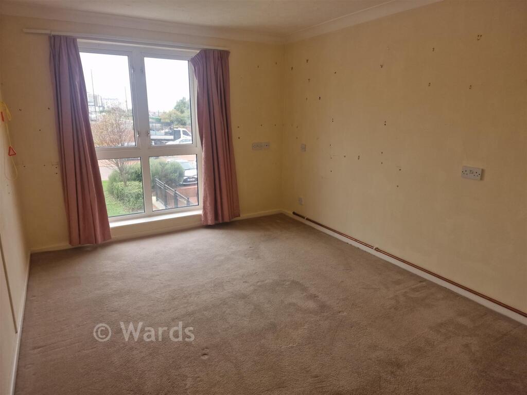 Main image of property: Queens Parade, Cliftonville, Margate, Kent