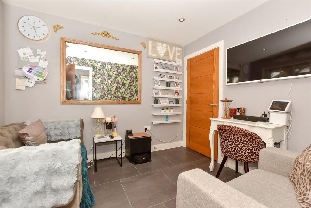 Additional property image - Leicester Avenue, Cliftonville, Margate, Kent
