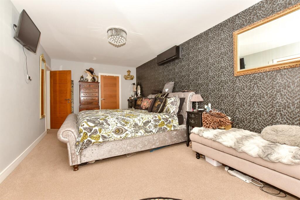 Additional property image - Leicester Avenue, Cliftonville, Margate, Kent