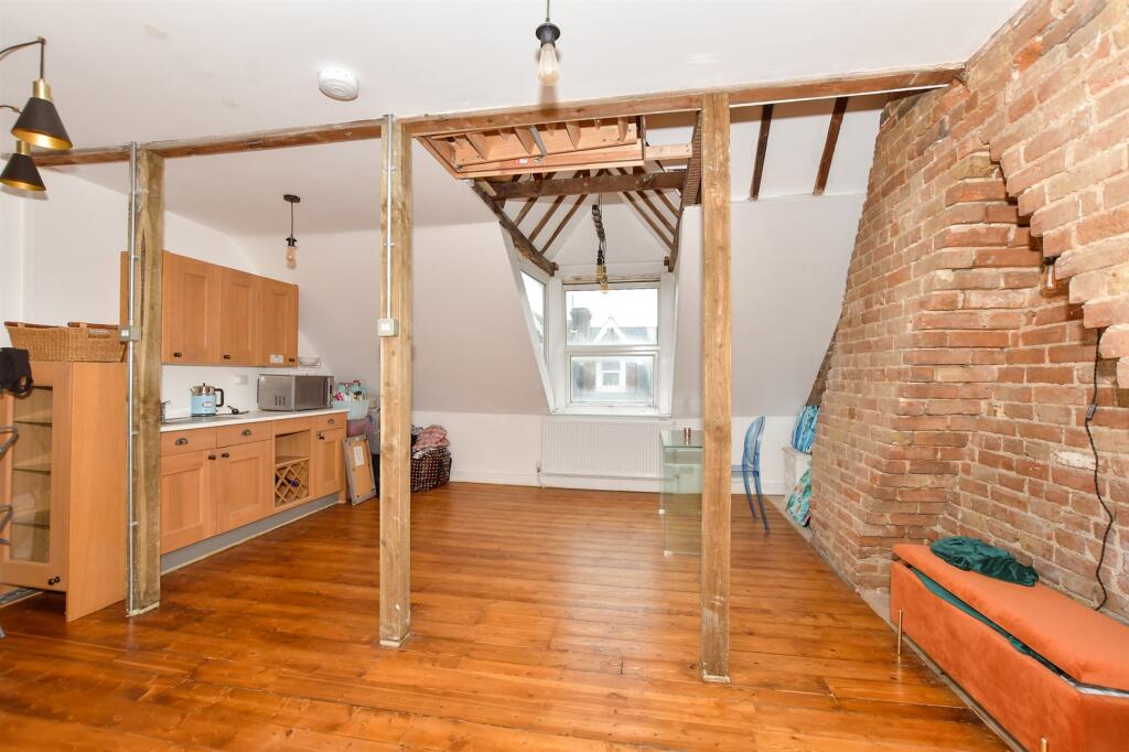Additional property image - Hatfeild Road, Margate, Kent