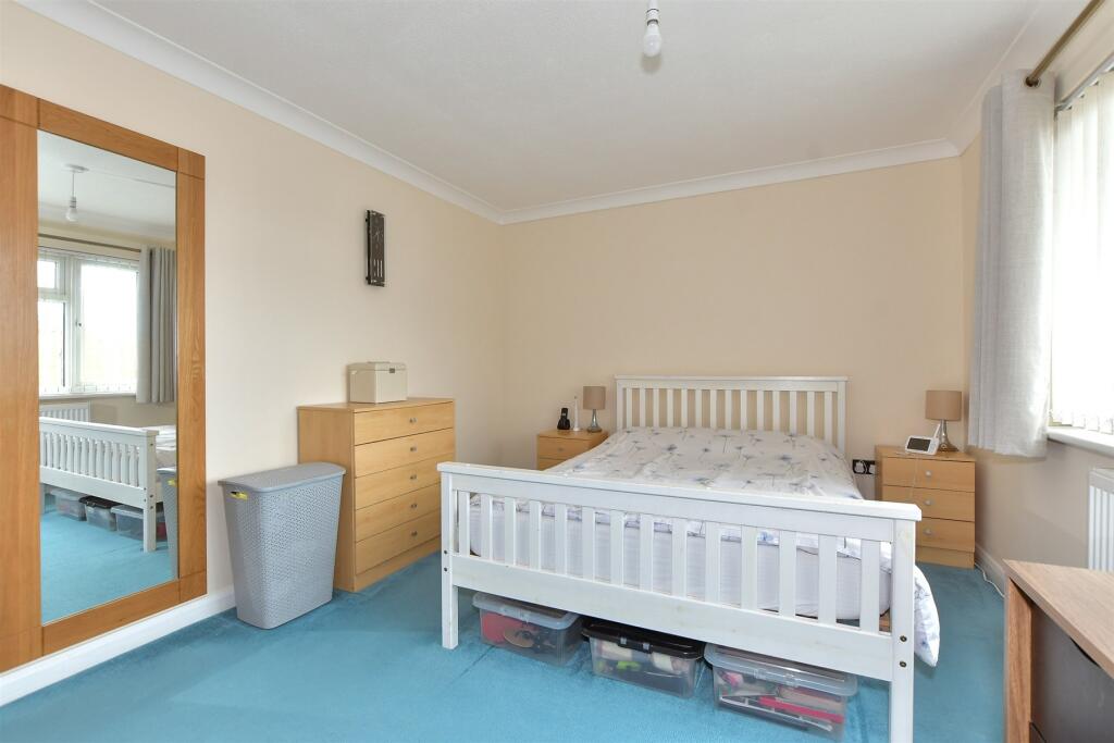 Additional property image - Staplehurst Gardens, Margate, Kent
