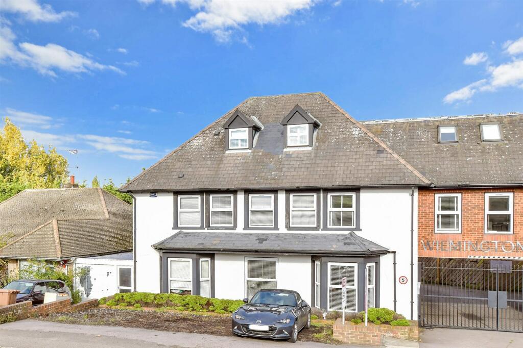 Main image of property: Hawley Road, Dartford, Kent